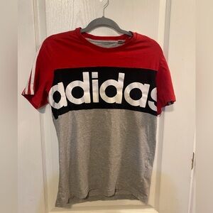 Adidas shirt size medium
